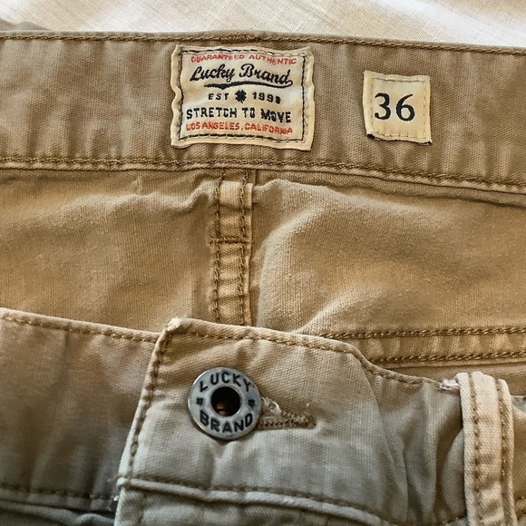 LUCKY Brand shorts. Size 36 - Picture 4 of 4